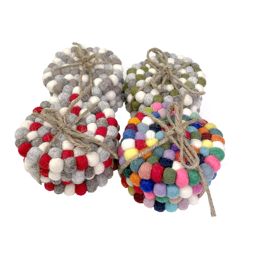 Bordskånere av filtkuler for glass/kopper, 4-pk.